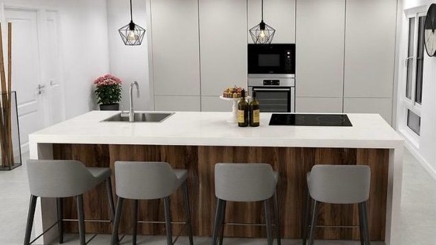 Keuken met wit kookeiland, houten front en vier barkrukken